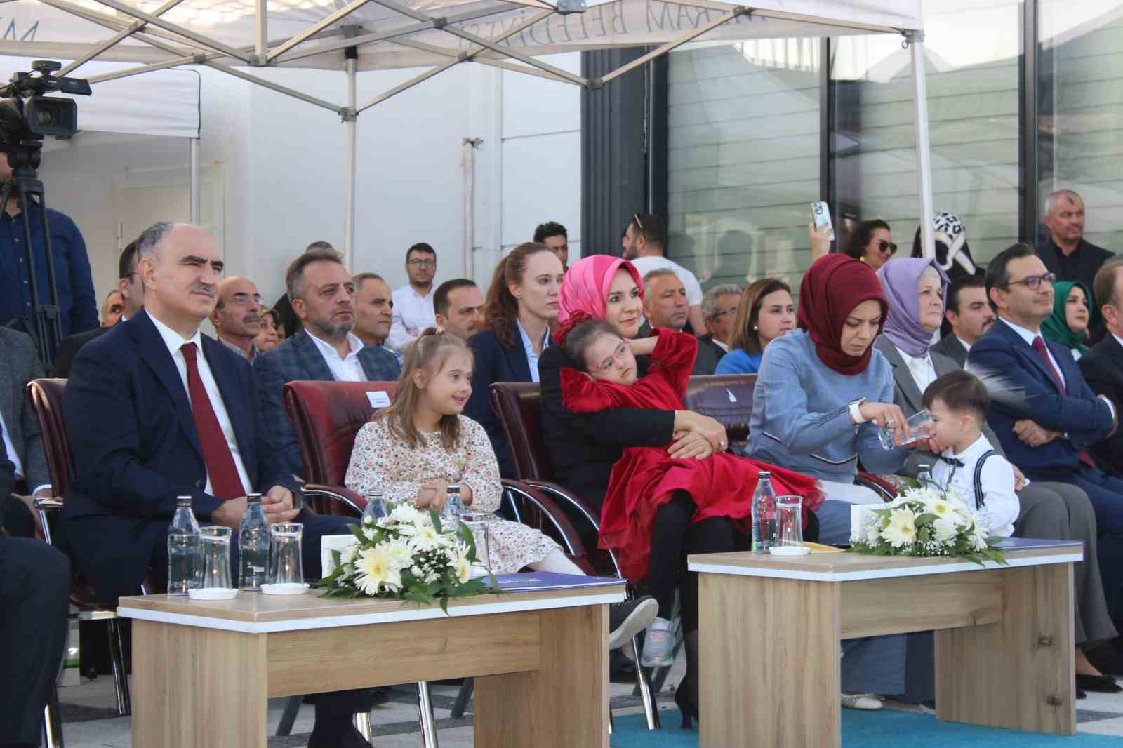 Bakan Göktaş: “Aile odaklı ve bütüncül yaklaşımla sosyal hizmet modelleri geliştiriyoruz”