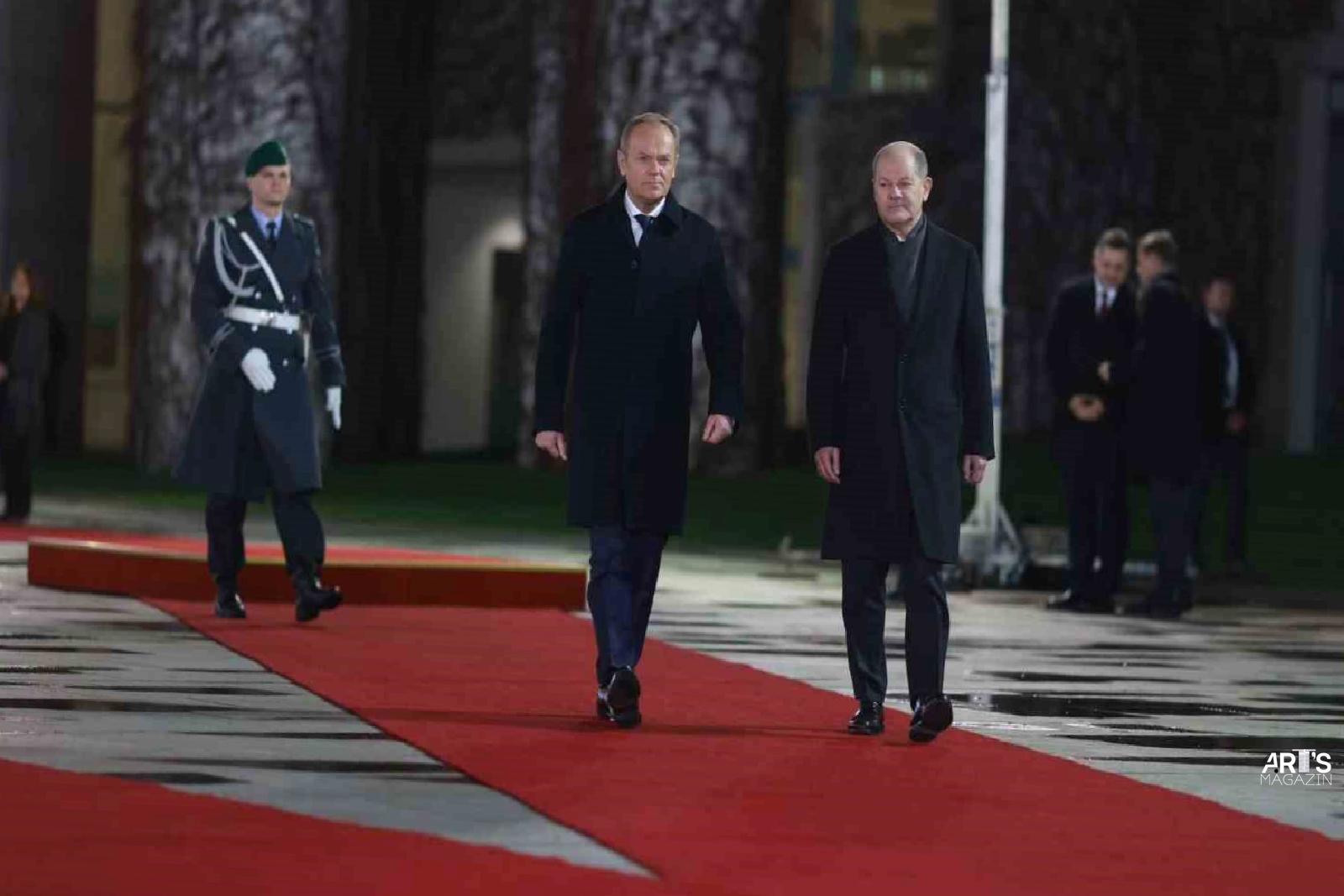 Polonya Başbakanı Tusk: “AB olarak askeri açıdan Rusya’dan daha zayıf olmamız için hiçbir sebep yok”