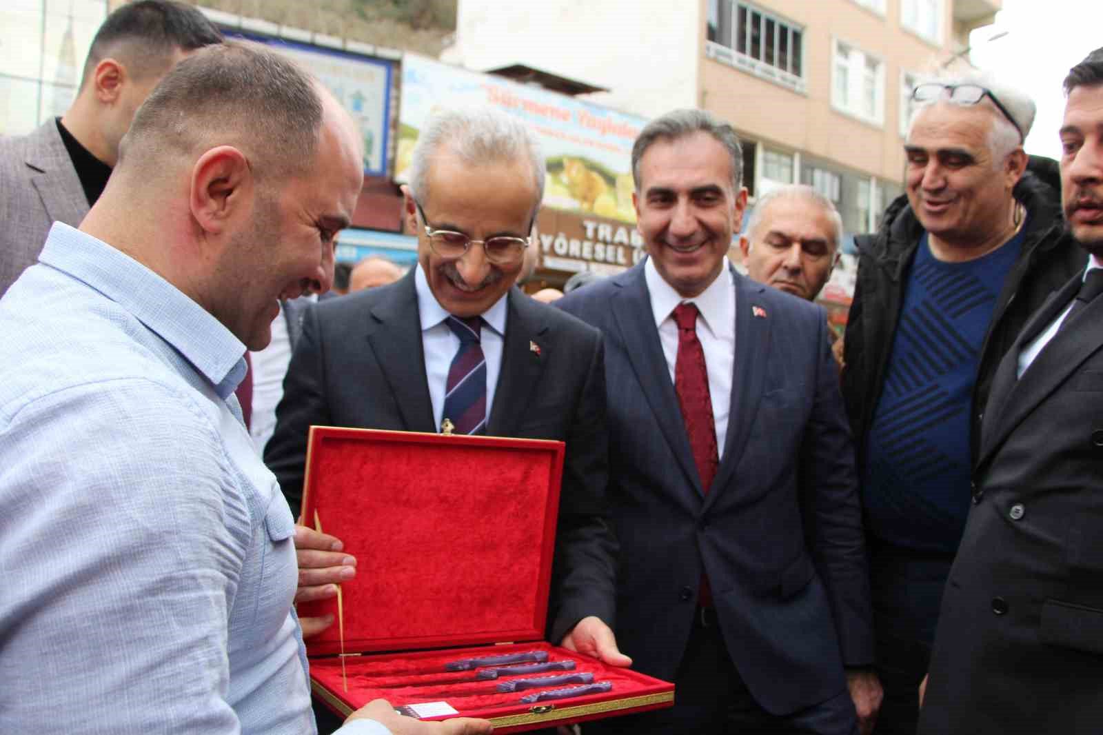 Bakan Uraloğlu: “Cumhurbaşkanı Trabzon’a her zaman ayrı bir kıymet verdi”