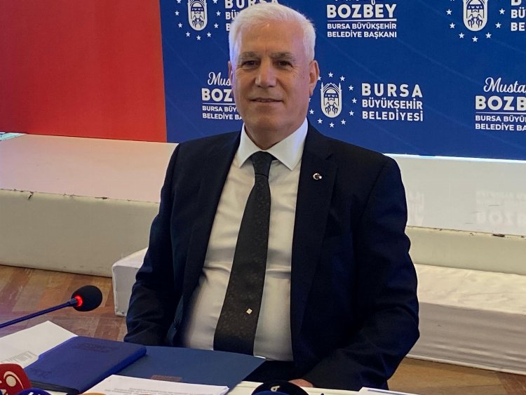 Bursa Büyükşehir Belediye Başkanı Mustafa Bozbey basınla buluştu